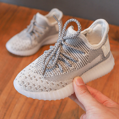 Model nou de adidasi copii in trei culori - pentru baieti