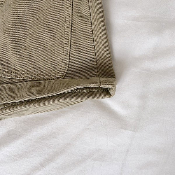 Дамски къси панталони с висока талия  и колан в няколко цвята 