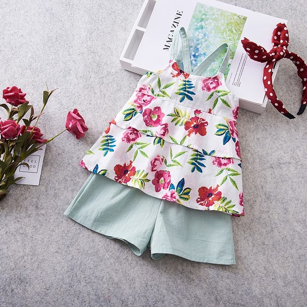 Modern gyerek szett felsőből és nadrágból virágos motívumokkal lányoknak