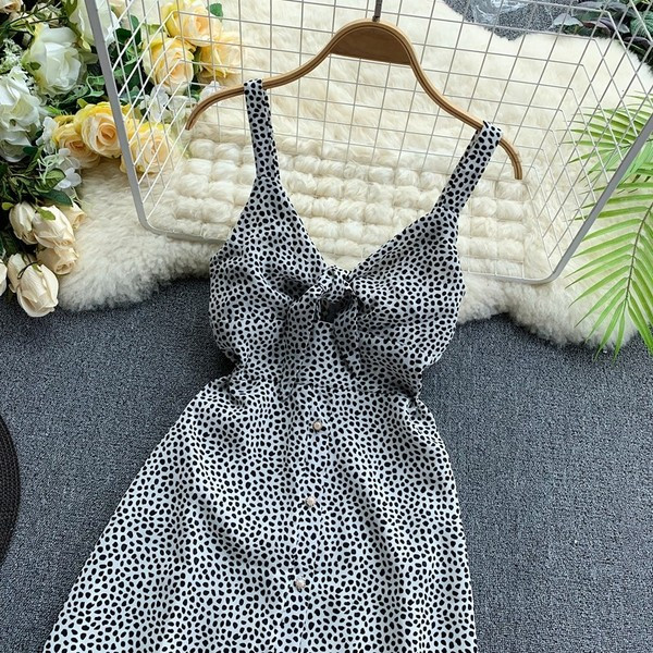 Καθημερινό  γυναικείο φόρεμα  με κουμπιά σε διάφορα χρώματα