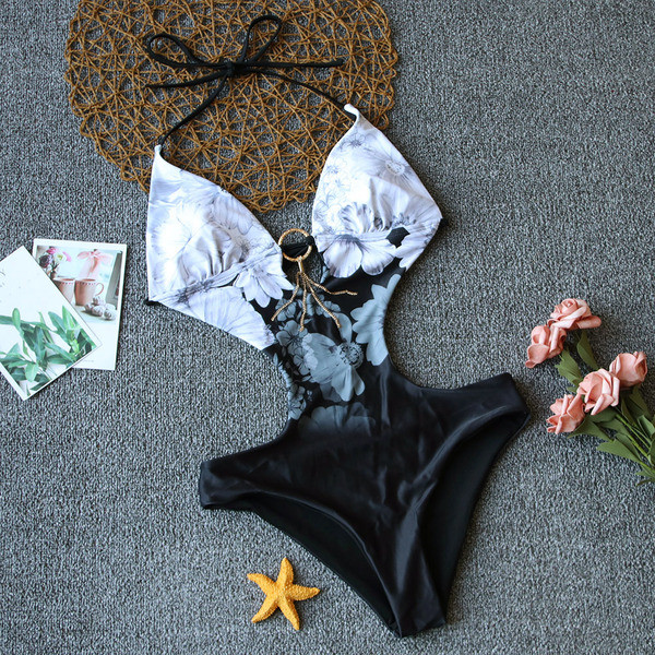 Γυναικείο ολόσωμο μοντέρνο μαγιό  σε τρία χρώματα