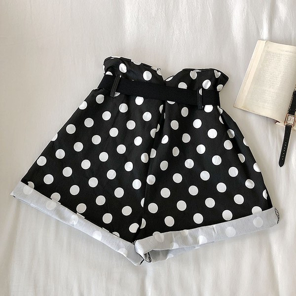 НОВО Модерни дамски къси панталони с висока талия в три цвята 