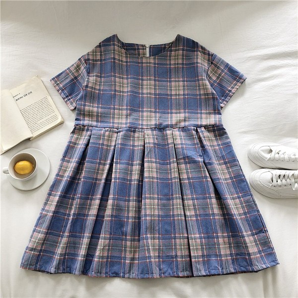 Lezser női kockás ruha rövid ujjal, két színben