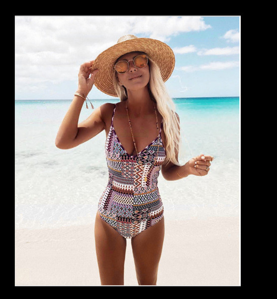 Costum de baie colorat de damă cu bretele subțiri