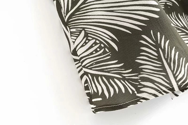 Alkalmi ruha pántokkal és derékkötővel