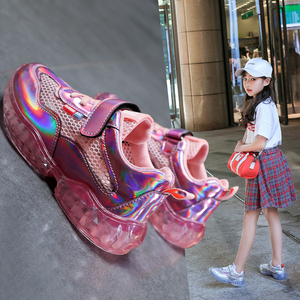 Adidași moderni pentru copii în alb și roz - pentru fete