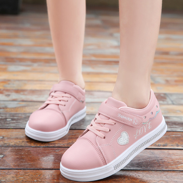 Tenisi moderni pentru copii in trei culori pentru fete