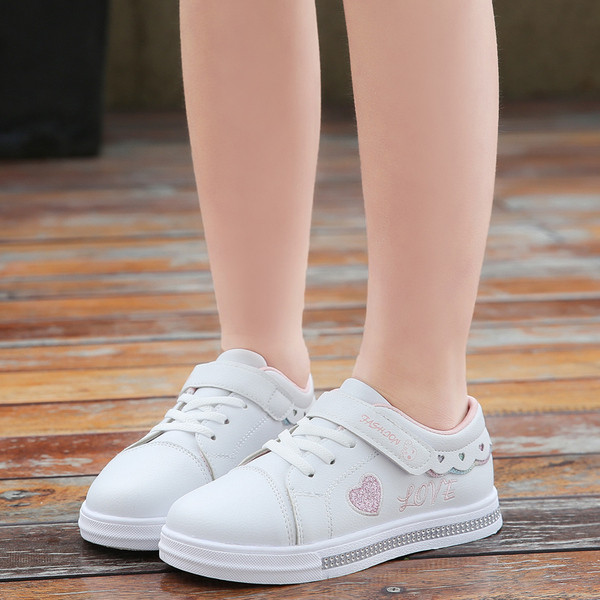 Tenisi moderni pentru copii in trei culori pentru fete