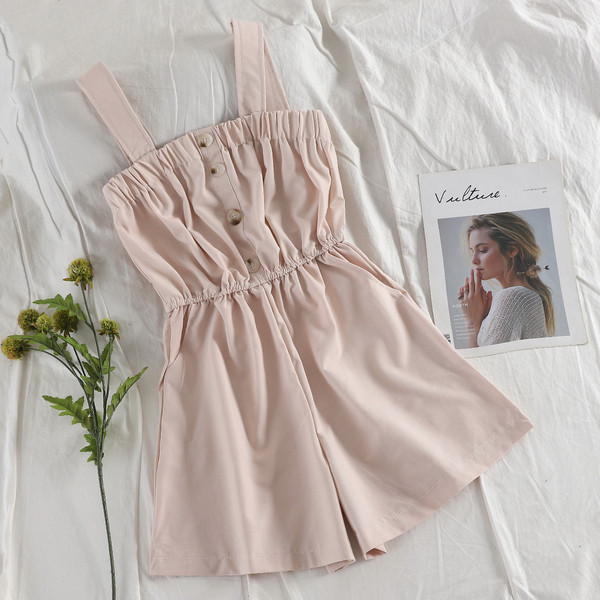 Lezser női rövid jumpsuit széles pántokkal, több színben