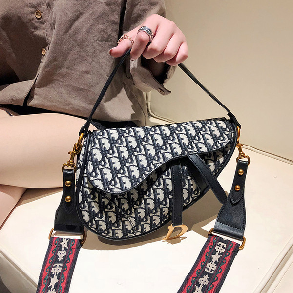 Geanta de dama de zi cu zi cu manere lungi si scurte in mai multe culori