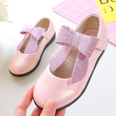 Modern gyerekcipő három színben, szalaggal