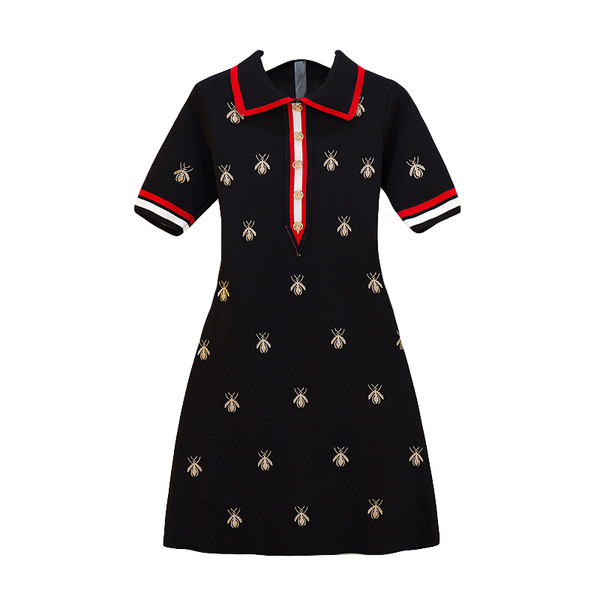 Rochie casual de dama cu guler si broderie in negru