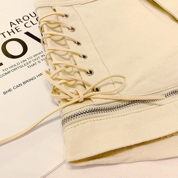 Дамски къси дънкови панталони с цип в два цвята