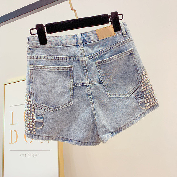 Pantaloni scurți de blugi cu elemente metalice