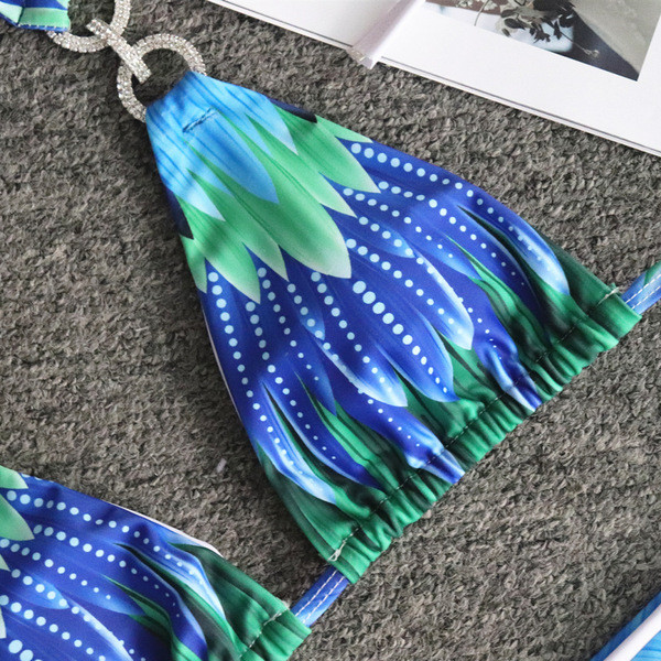 Kétrészes női fürdőruha kék színben, mintával