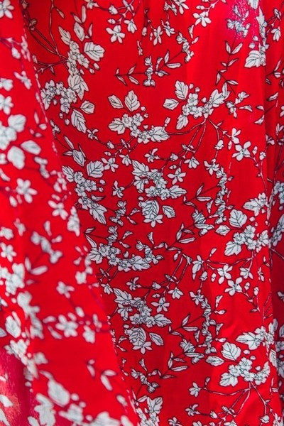 Salopeta de vara dama cu model floral in rosu