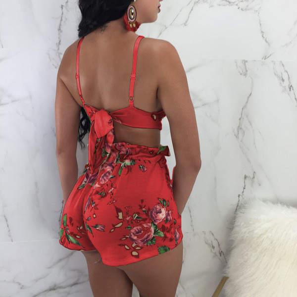 Két részből álló, több színben virágmintás női nyári szett