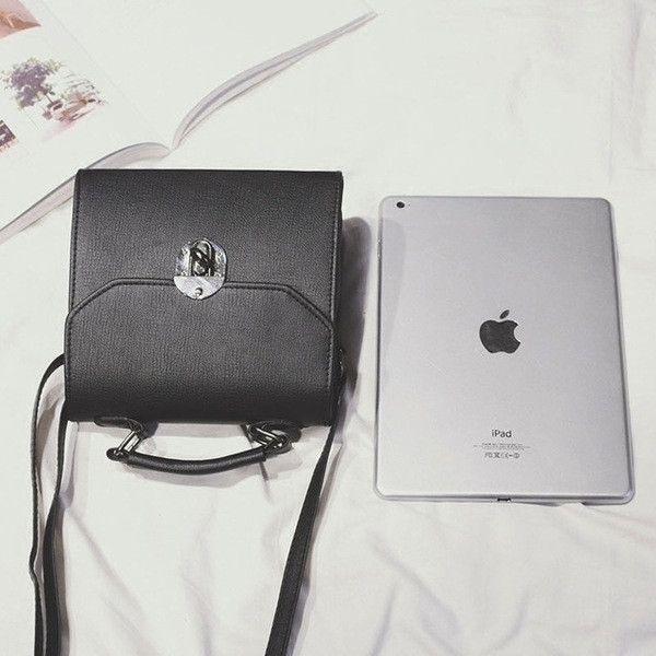 Női táska hosszú és rövid füllel, három színben