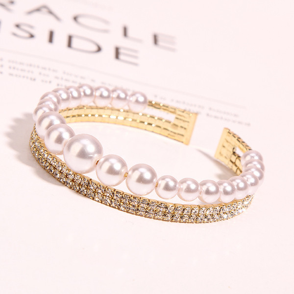 Női karkötő két színben gyöngyökkel és kövekkel