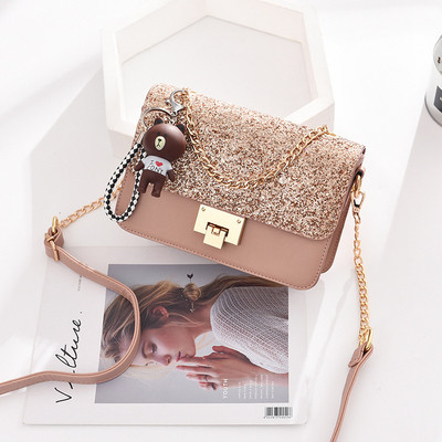 Geanta de dama eleganta cu maner lung si accesoriu