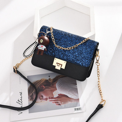 Geanta de dama eleganta cu maner lung si accesoriu