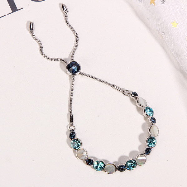 Stílusos női karkötő három színben kövekkel