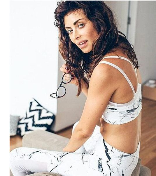 Set sport pentru femei din două părți de culoare albă