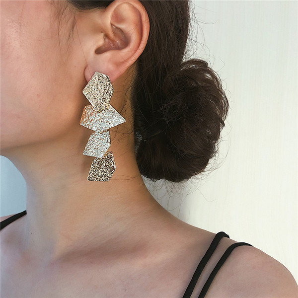 Cercei lungi eleganti de dama din aur si argint