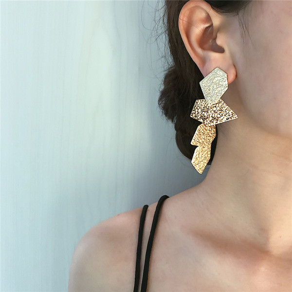 Cercei lungi eleganti de dama din aur si argint