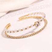 Modern karkötő két színben kövekkel és gyöngyökkel