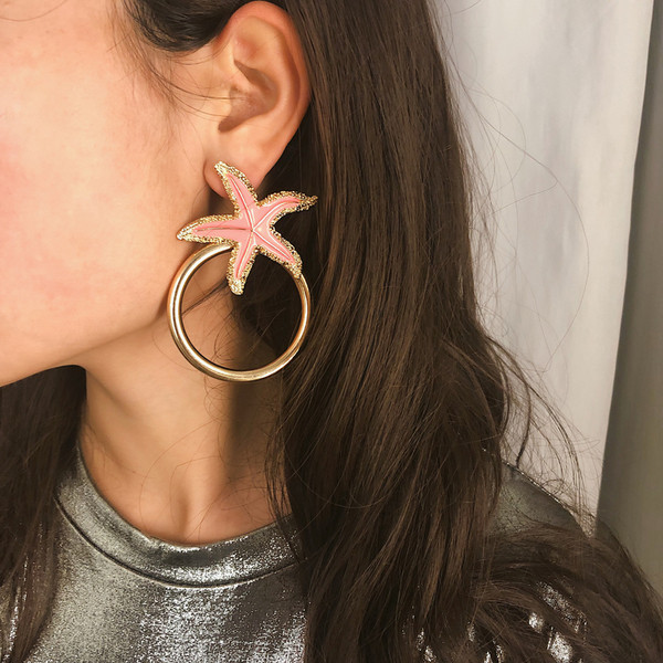 Kerek alakú női fülbevaló három színben csillaggal