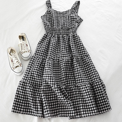 Rochie de damă în carouri în mai multe culori diferite