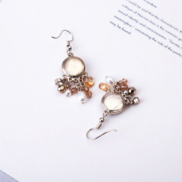 Cercei eleganti de dama cu margele si perle