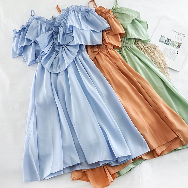 Model de rochie de dama cu croiala moderna in mai multe culori diferite