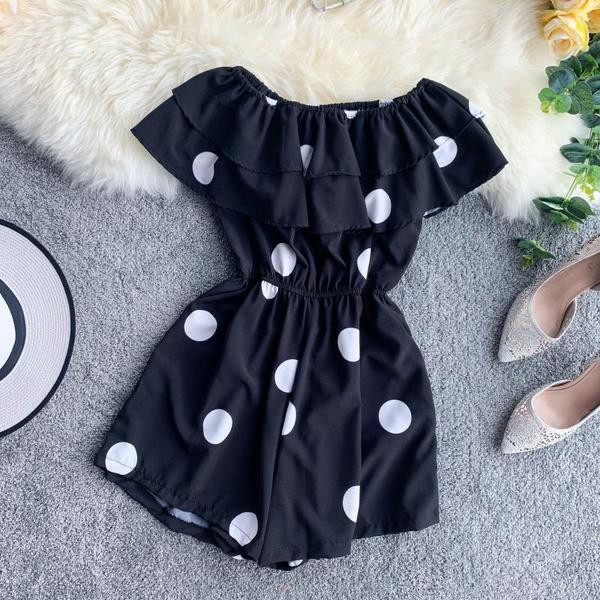 Három színben pöttyös, rövid női jumpsuit