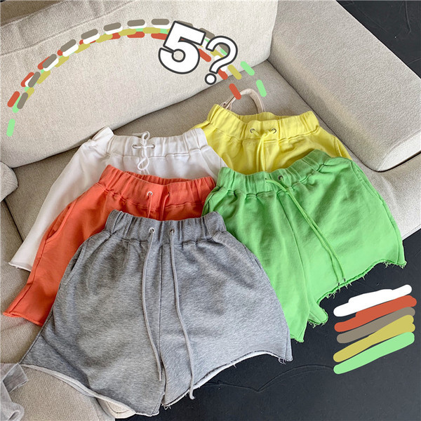 Pantaloni scurți casual de damă în diferite culori