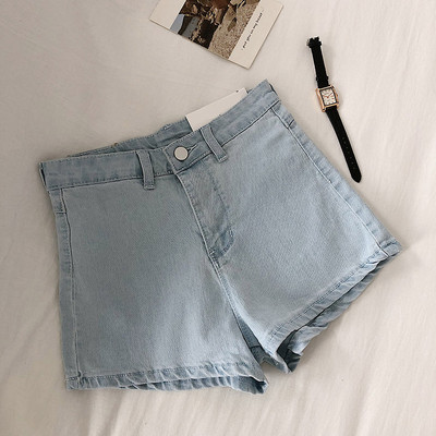 Pantaloni scurți de damă din denim cu buzunare în negru și albastru