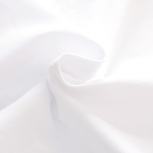 Set bebelus modern pentru fete in roz si alb cu imprimeu animal