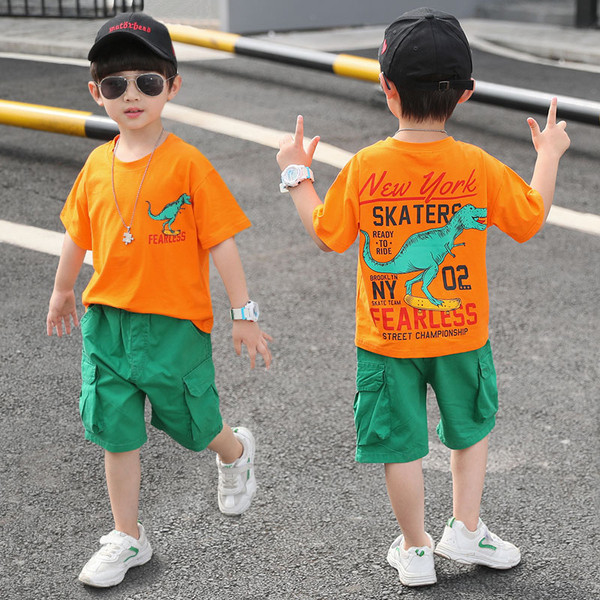 Set copii pentru baieti in doua parti in doua culori cu aplicare