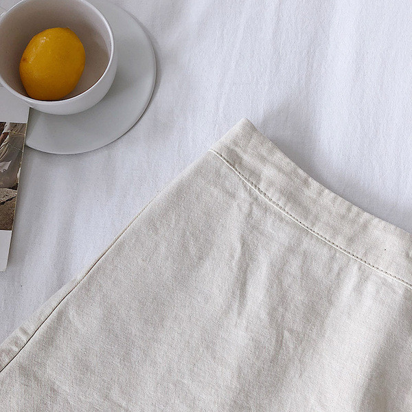 Női rövidnadrág magas derékkal, három színben