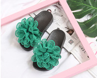 Papuci moderni pentru copii in trei culori cu element 3D