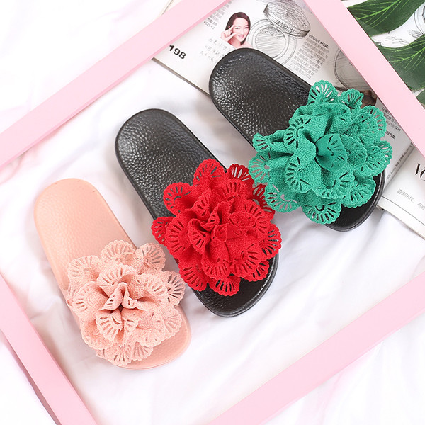 Papuci moderni pentru copii in trei culori cu element 3D