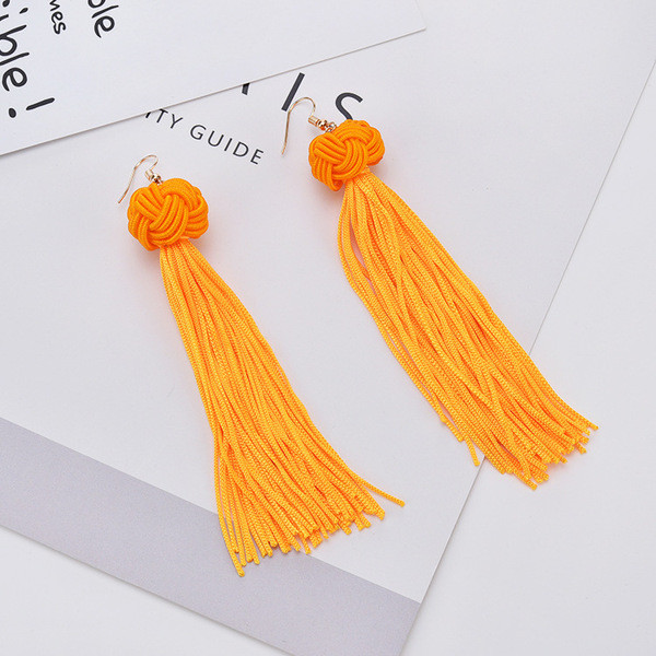 Cercei lungi de damă în cinci culori