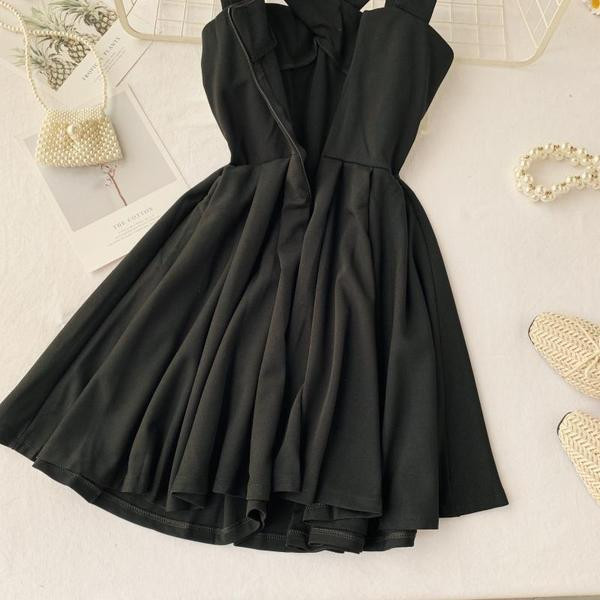 Rochie de dama eleganta de culoare neagra - model croiat