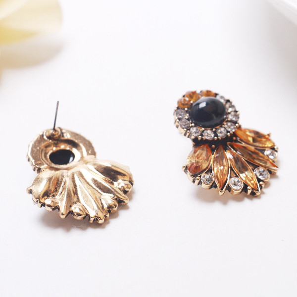 Cercei eleganti de dama cu pietre in doua culori