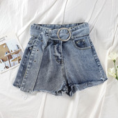 Pantaloni scurți de blugi de damă actuali cu curea