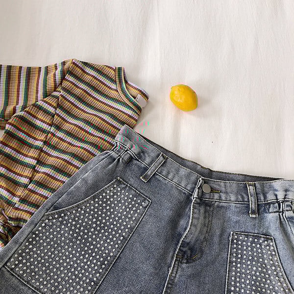 Pantaloni scurți de damă din denim cu talie elastică