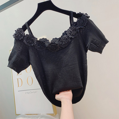 Bluză de damă modernă cu flori element 3D