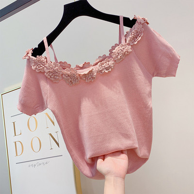 Bluză de damă modernă cu flori element 3D