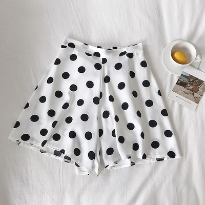 Modern női rövidnadrág pöttyökkel több színben
